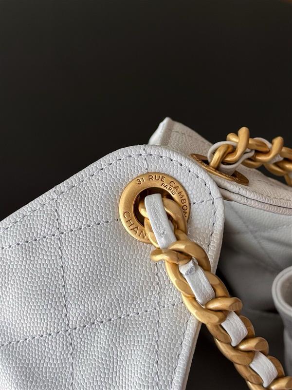 2026131204524362 660